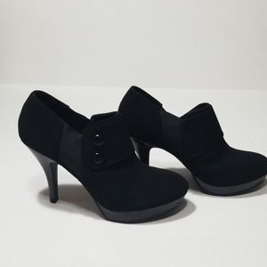 Brand new  button booties